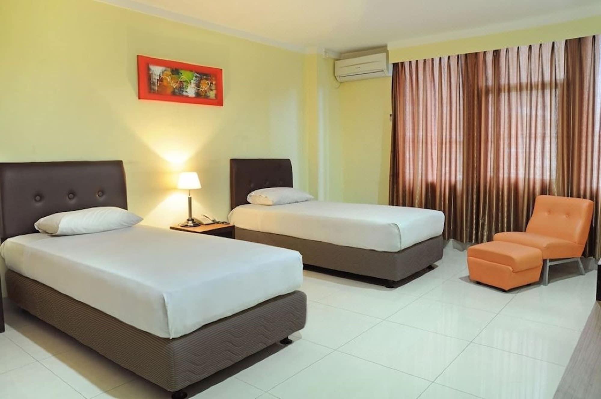 Hotel Banyuwangi Sintera Yakarta Exterior foto